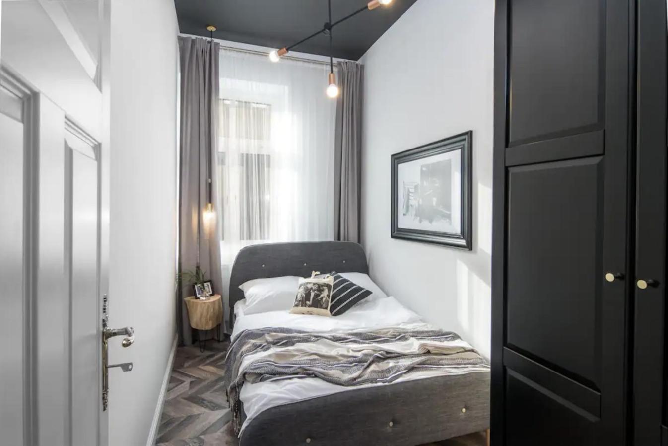 Jozefa 20 Street 2 Bedroom Apartment Cracovia Exterior foto